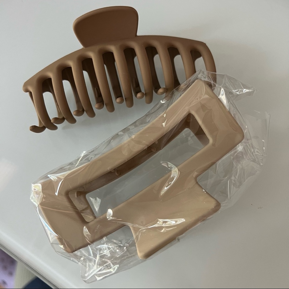 Large Hair Claw Clip